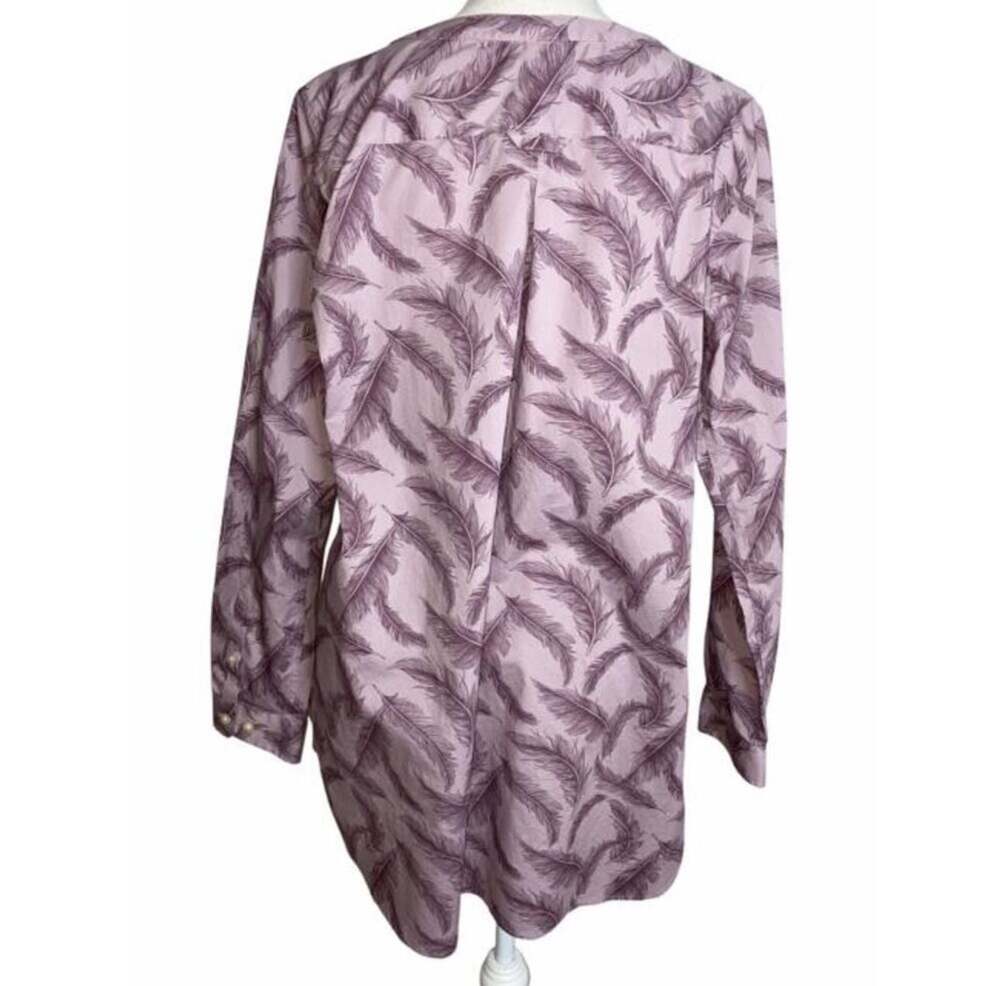 Duluth Trading Co. Anti Wrinkle Cotton Tunic Shirt with Feather Graphic - Picture 4 of 7